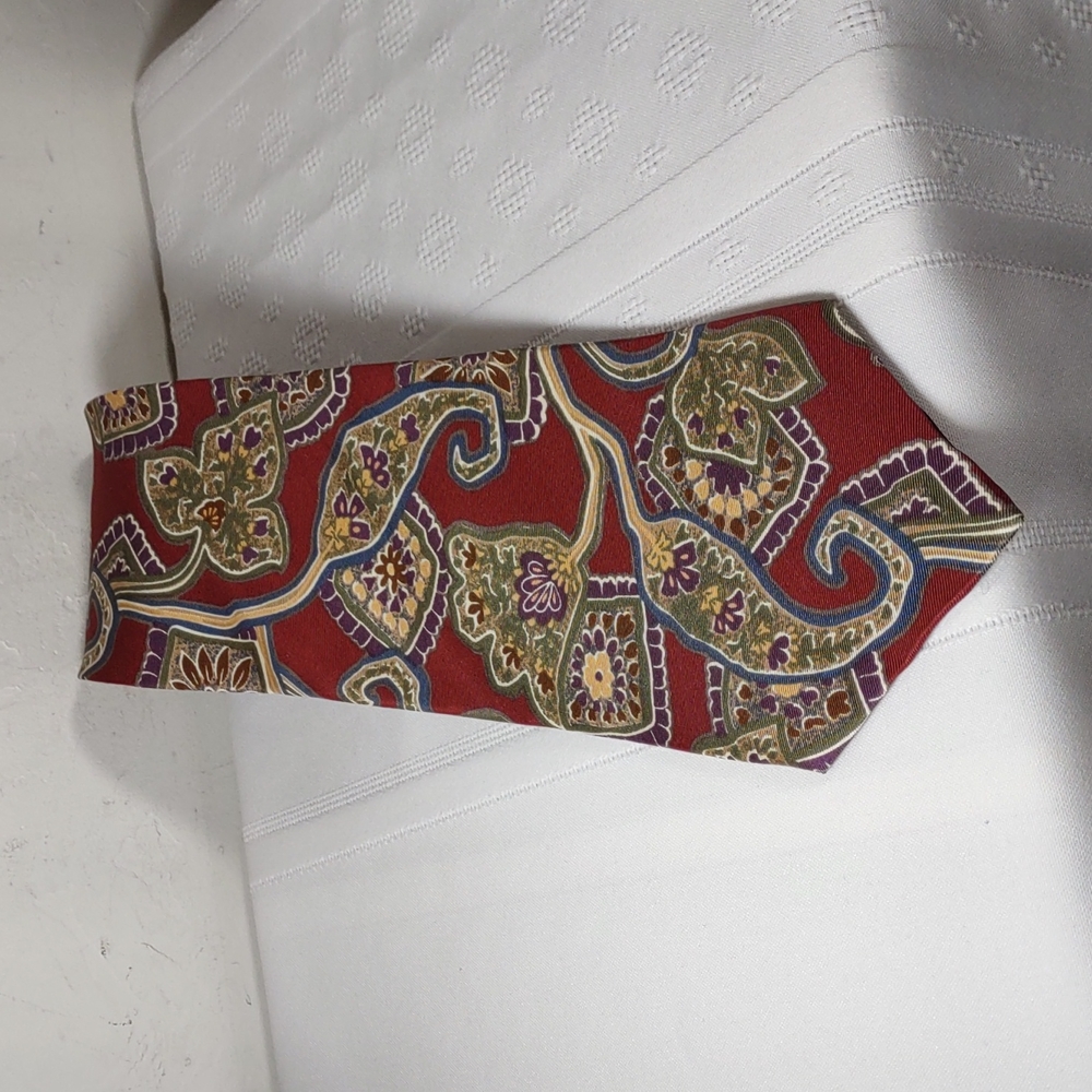 Jonathan Silk Tie